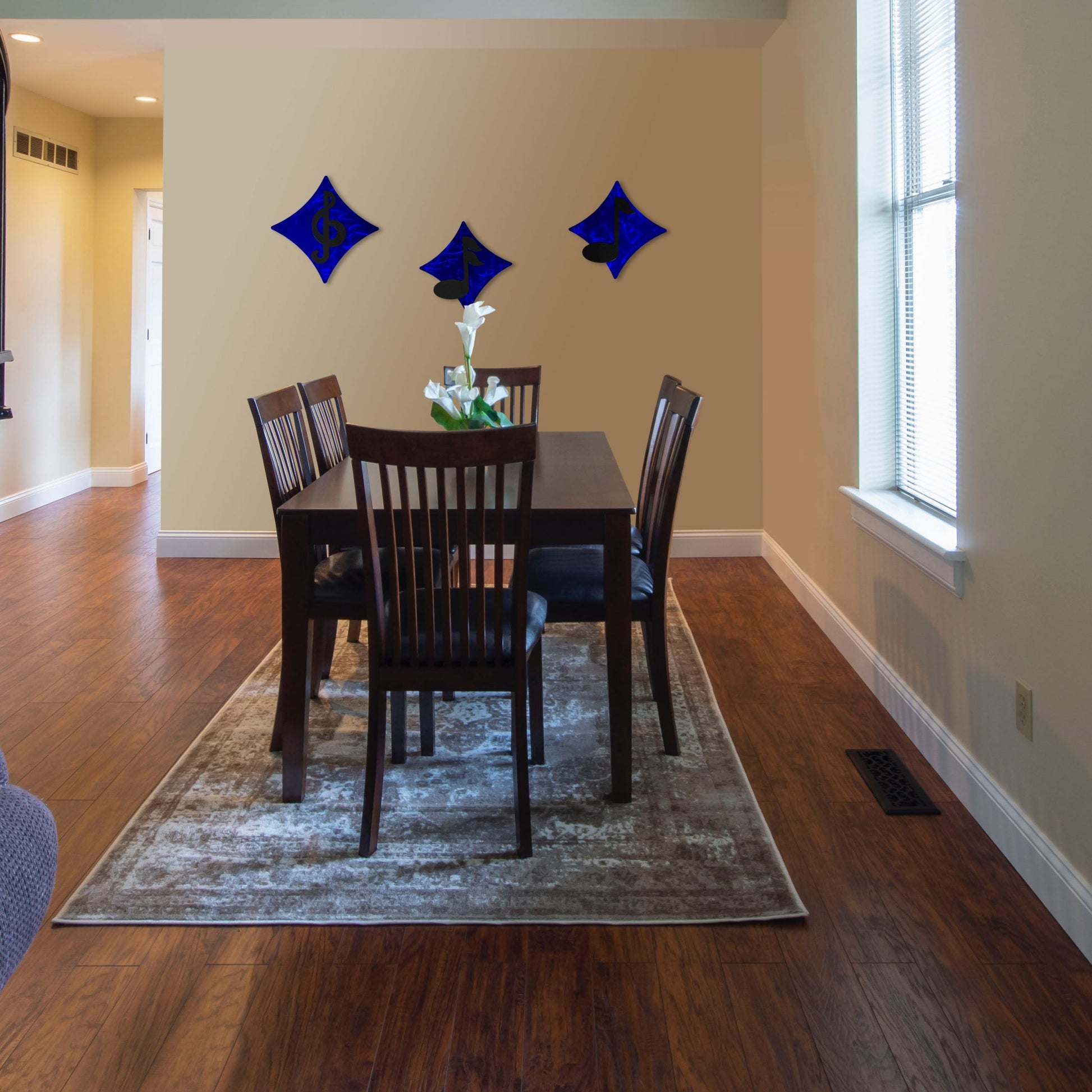 1591719950_bluemusicdiamondsindiningroom-scaled