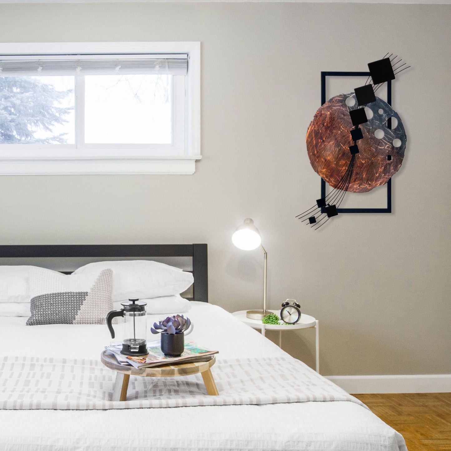 black-dark-side-of-the-moon-in-bedroom