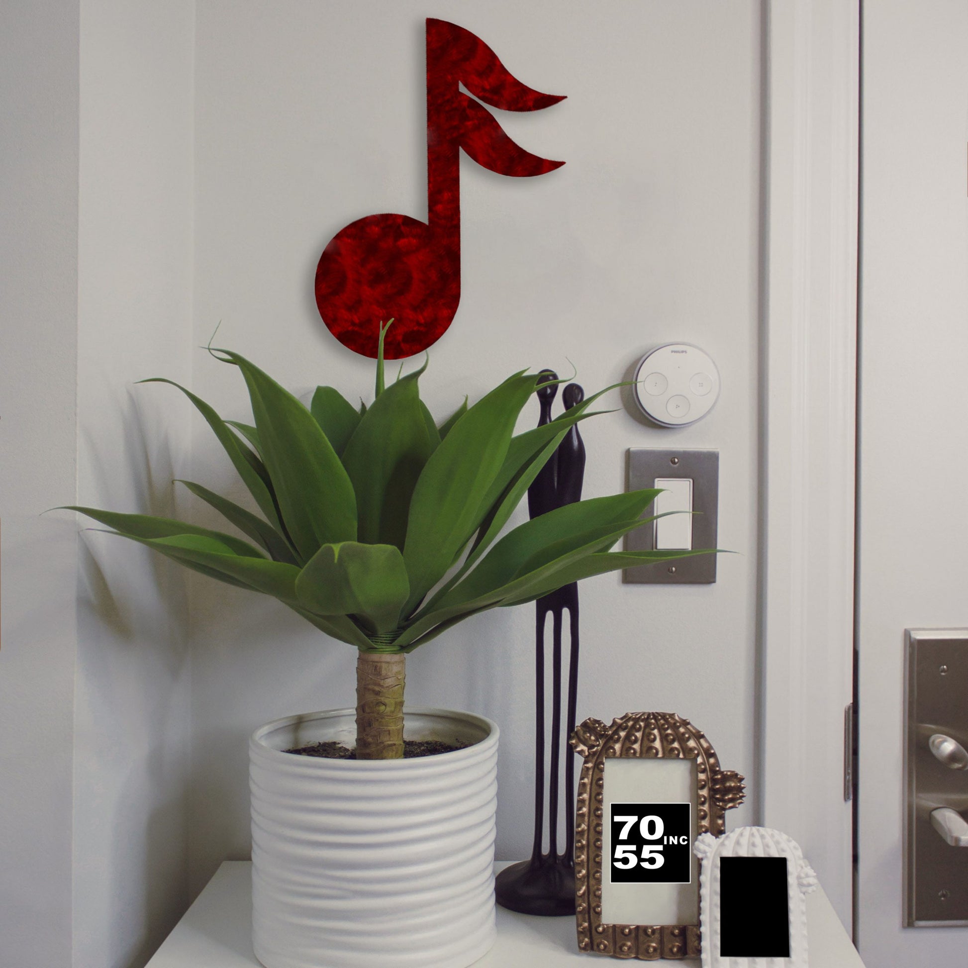 sixteenth-note-by-door-1-scaled